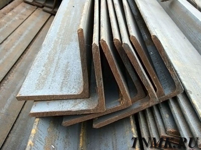 Уголок стальной равнополочный 25х25х3 мм ст. 3сп/3пс ГОСТ 8509-93 купить в Йошкар-Оле